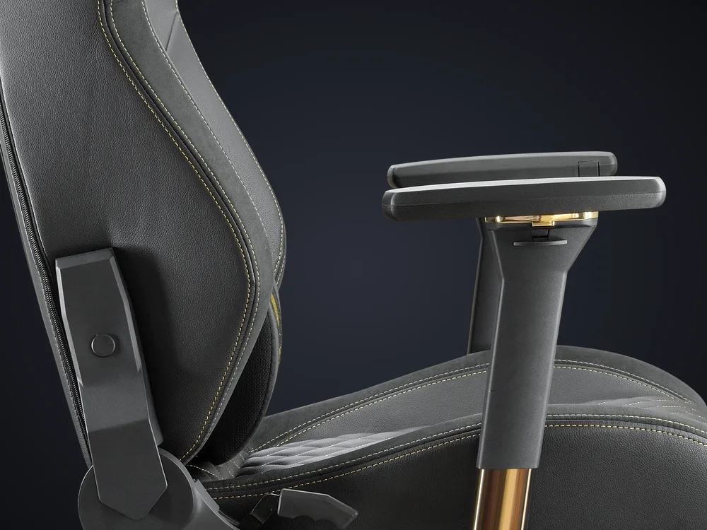 Reposabrazos 4D de la silla COUGAR Titan PRO V2